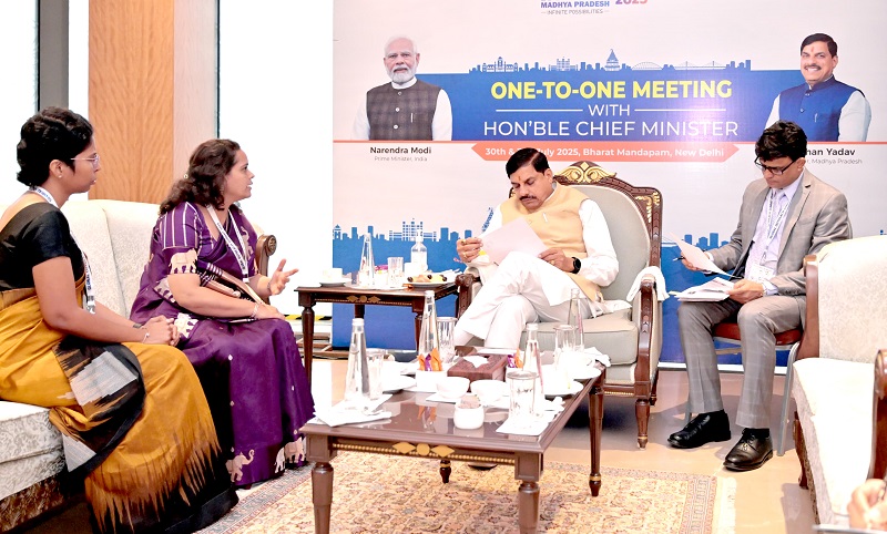 दिल्ली में बीएसएल ग्लोबल आउटरीच समिट-2025 में संबोधित करते हुए मुख्यमंत्री मोहन यादव दिल्ली में बीएसएल ग्लोबल आउटरीच समिट-2025 में संबोधित करते हुए मुख्यमंत्री मोहन यादव