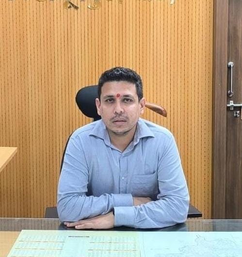 कलेक्टर हर्षल पंचोली