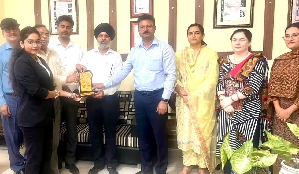 युवा वैश्विक स्वस्थ पर्यावरण में योगदान दे सकते हैं - डीएसएस