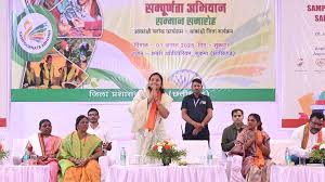 मंत्री श्रीमती राजवाड़े ने आकांक्षी हाट कार्यक्रम का शुभारंभ किया मंत्री श्रीमती राजवाड़े ने आकांक्षी हाट कार्यक्रम का शुभारंभ किया