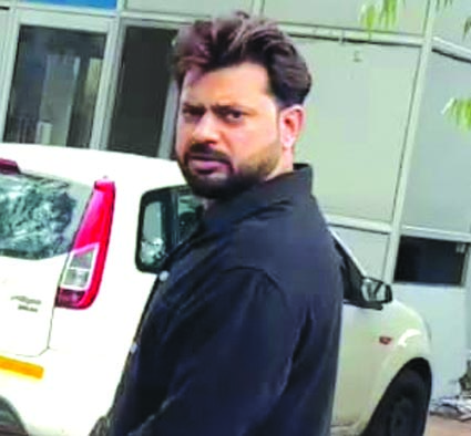 गिरफ्तार आरोपित
