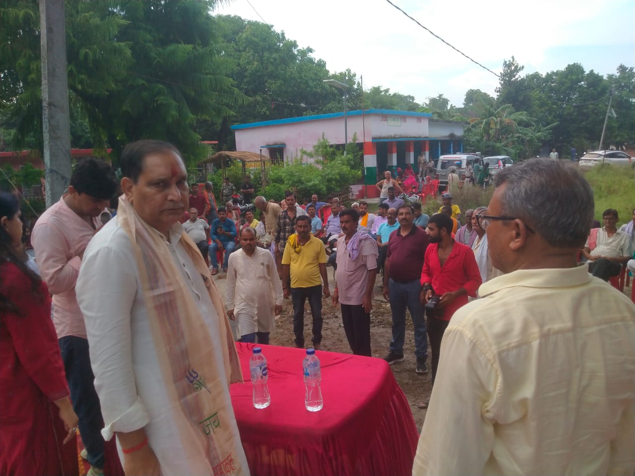 मंत्री ने किया विभिन्न योजनाओं का उद्धघाटन मंत्री ने किया विभिन्न योजनाओं का उद्धघाटन