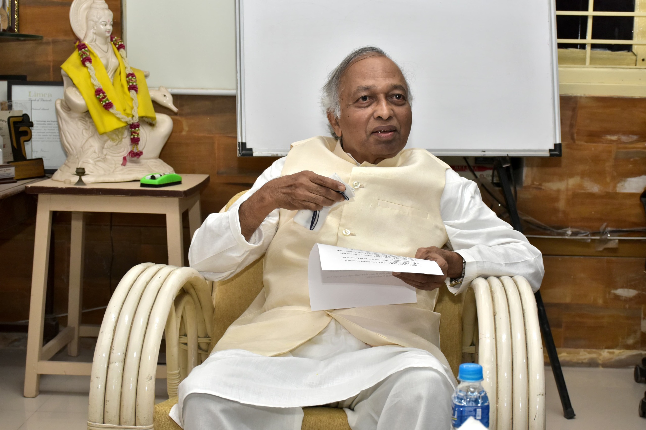 ડૉ. વિજય ભાટકર