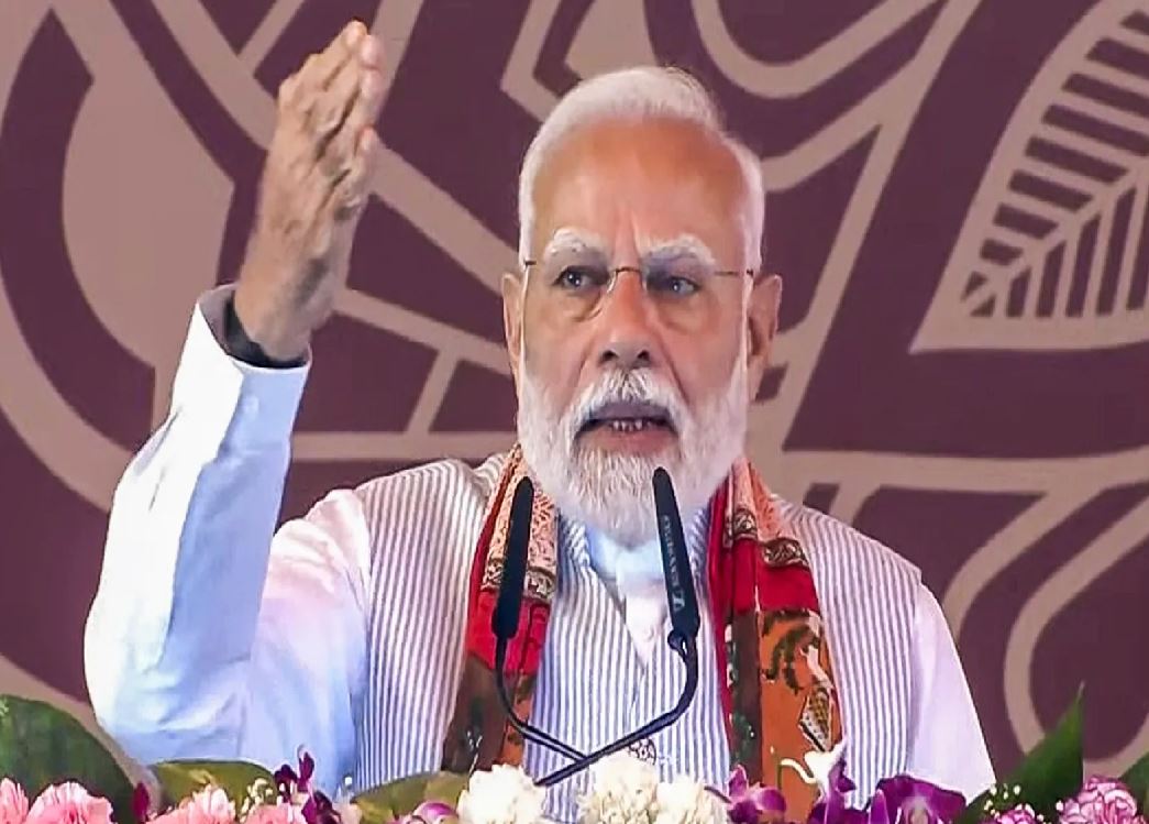 प्रधानमंत्री नरेन्द्र मोदी (फाइल फोटो) प्रधानमंत्री नरेन्द्र मोदी (फाइल फोटो)