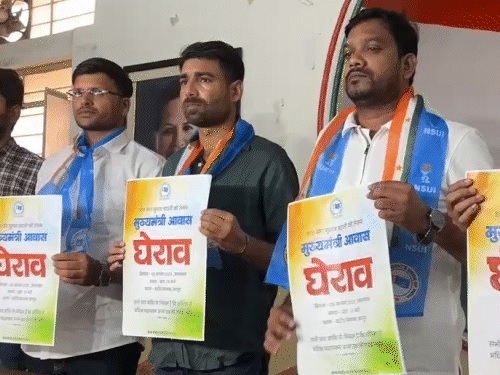 छात्र संघ चुनाव कराने की मांग को लेकर पांच अगस्त को एनएसयूआई करेगा मुख्यमंत्री आवास का घेराव छात्र संघ चुनाव कराने की मांग को लेकर पांच अगस्त को एनएसयूआई करेगा मुख्यमंत्री आवास का घेराव