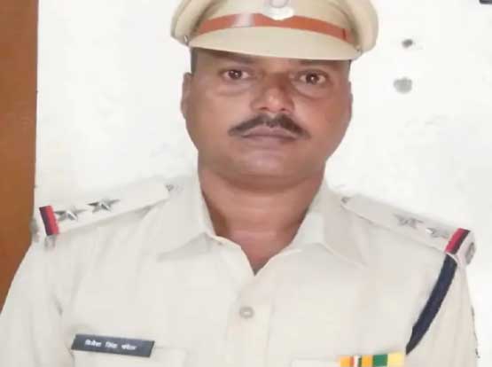 सीएएफ जवान प्लाटून कमांडर दिनेश सिंह चंदेल सीएएफ जवान प्लाटून कमांडर दिनेश सिंह चंदेल