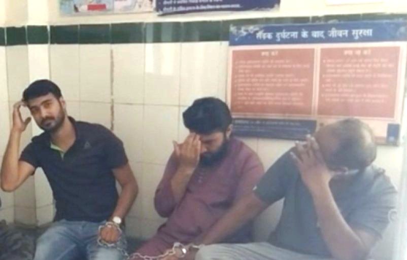 जबलपुर : कोलकाता से पकड़ लायी एक और अफगानी को एटीएस जबलपुर : कोलकाता से पकड़ लायी एक और अफगानी को एटीएस