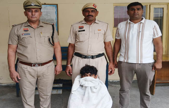 सोनीपत: गिरफ्तार हमलावर आरोपी सोनीपत: गिरफ्तार हमलावर आरोपी