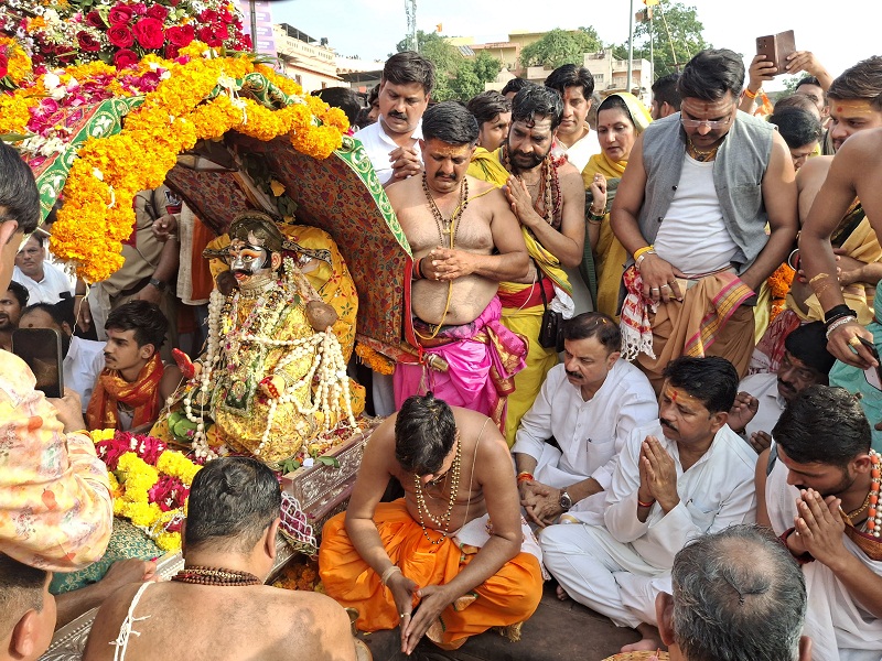 महाकाल की सावन मास की चतुर्थ सवारी महाकाल की सावन मास की चतुर्थ सवारी