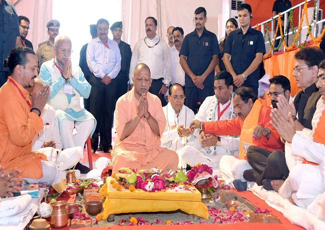 सीएम योगी ने मेरठ में नवीन इंटीग्रेटेड टाउनशिप परियोजना का किया भूमिपूजन