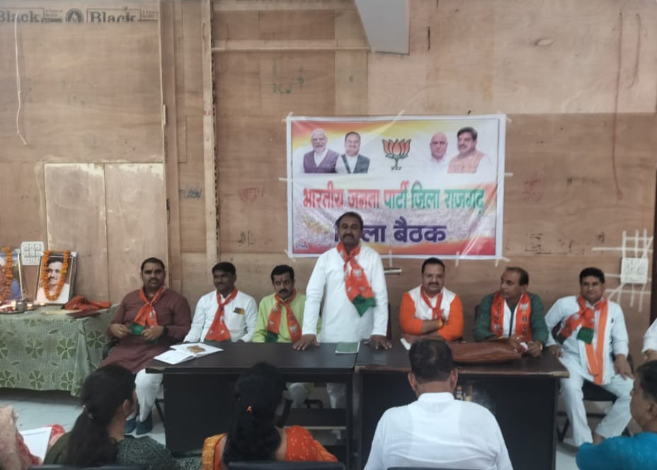 अगस्त तक हर घर लहराएंगे तिरंगा झंडा
