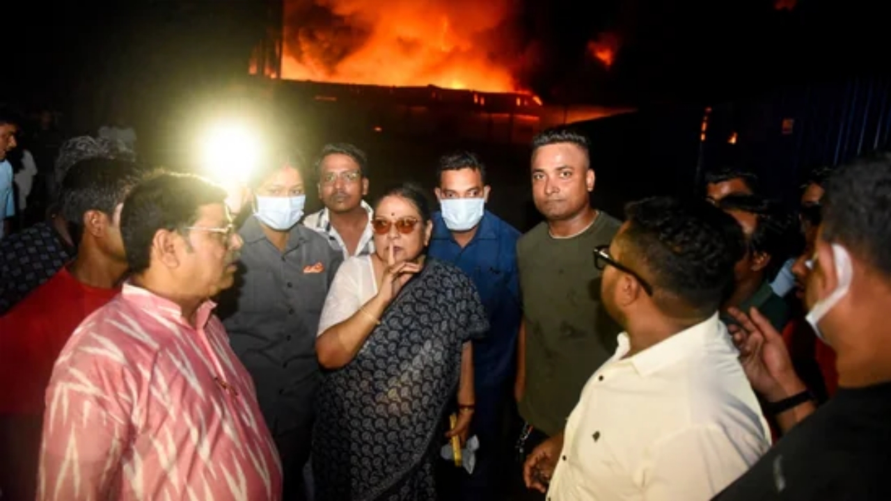 शताब्दी रॉय शताब्दी रॉय