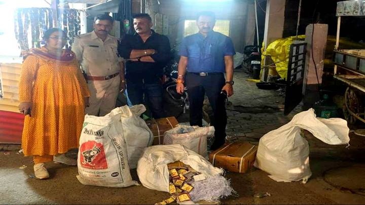 इंदौर में आबकारी विभाग की बड़ी कार्रवाई इंदौर में आबकारी विभाग की बड़ी कार्रवाई