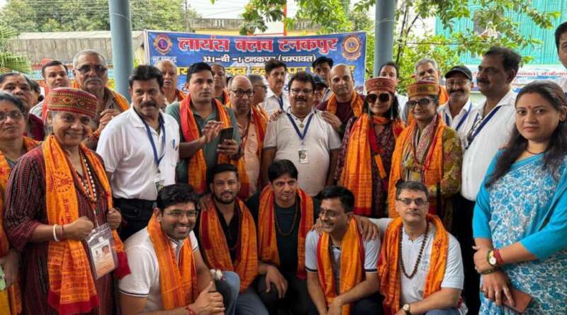 कैलाश मानसरोवर यात्री रवाना होते हुए कैलाश मानसरोवर यात्री रवाना होते हुए