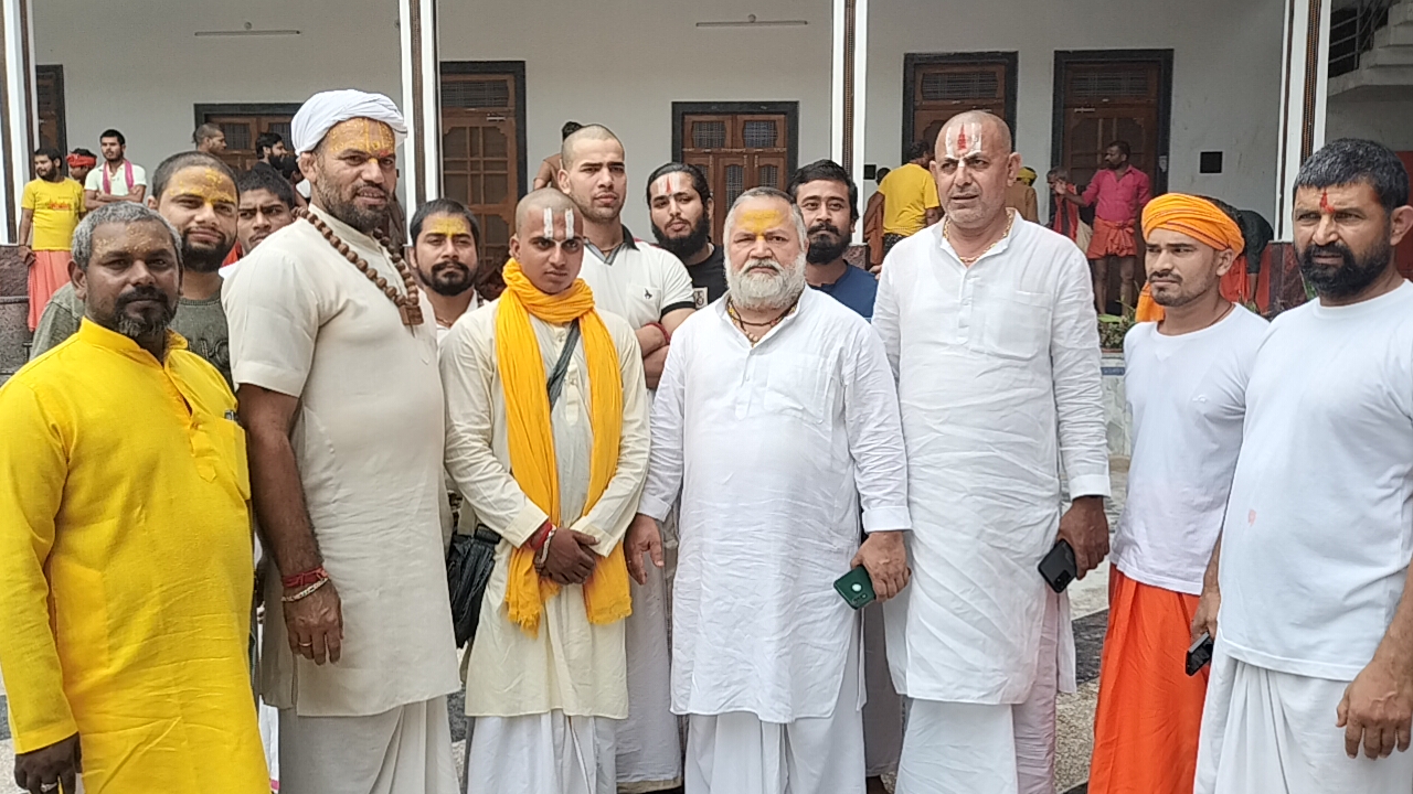 हरिद्वारी पट्टी के संत राम बालक दास की मनी प्रथम पुण्यतिथि हरिद्वारी पट्टी के संत राम बालक दास की मनी प्रथम पुण्यतिथि