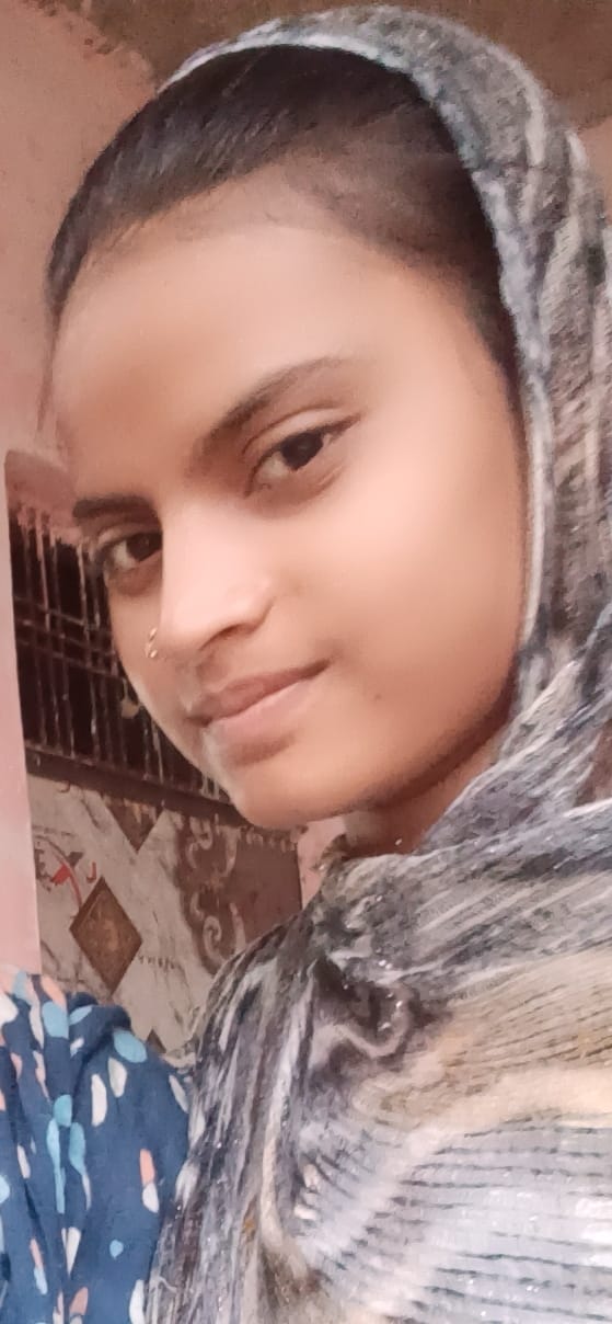 मृतक किशोरी की फाईल फोटो