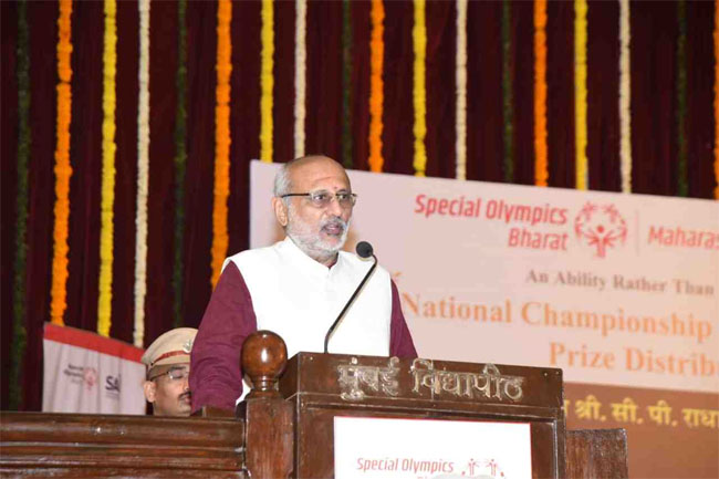 फोटो : राष्ट्रीय तैराकी चैंपियनशिप 2025 के पुरस्कार वितरण समारोह को संबोधित करते हुए राज्यपाल सी.प$ी. राधाकृष्णन