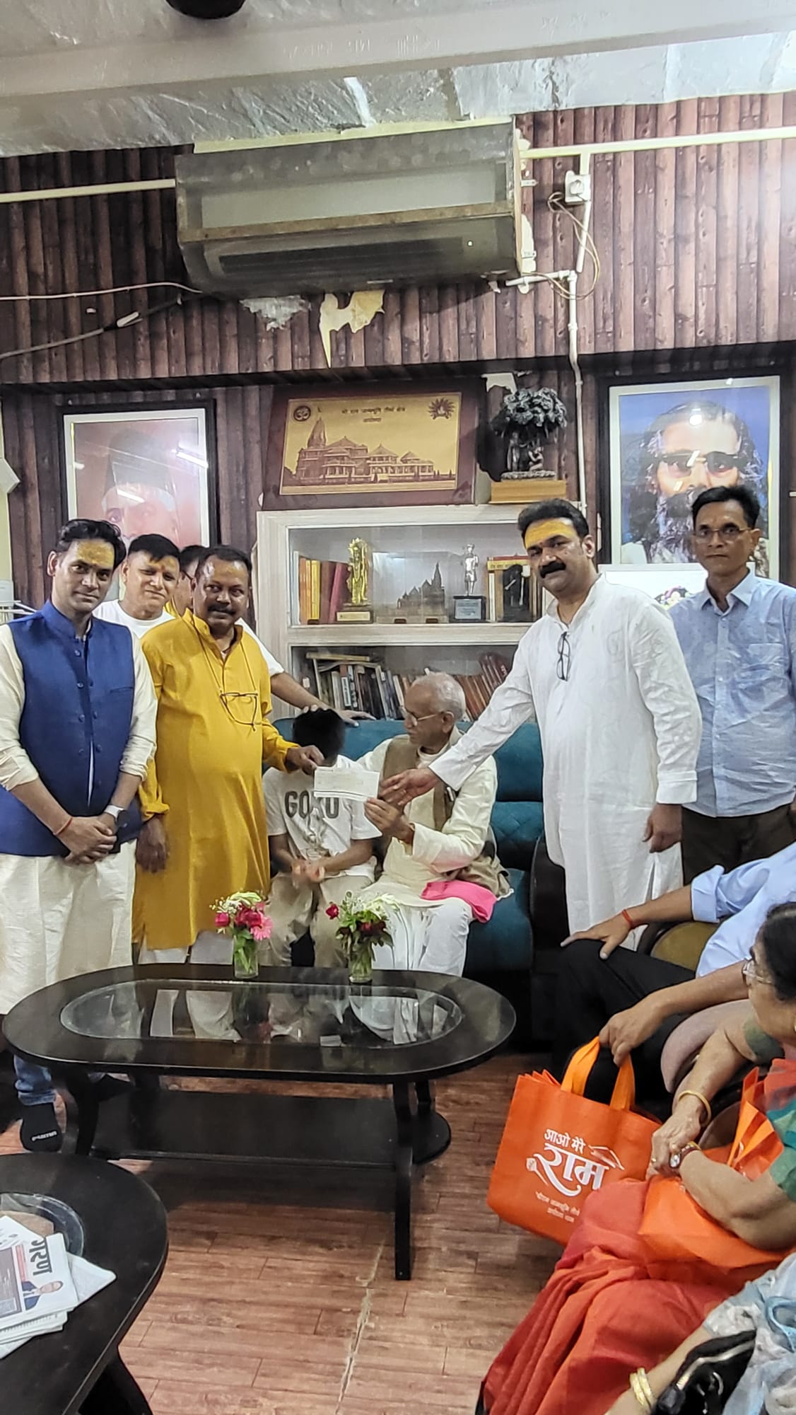 श्री राम जन्मभूमि में बहरीन की टोली ने दर्शन-पूजन,गोदान किया