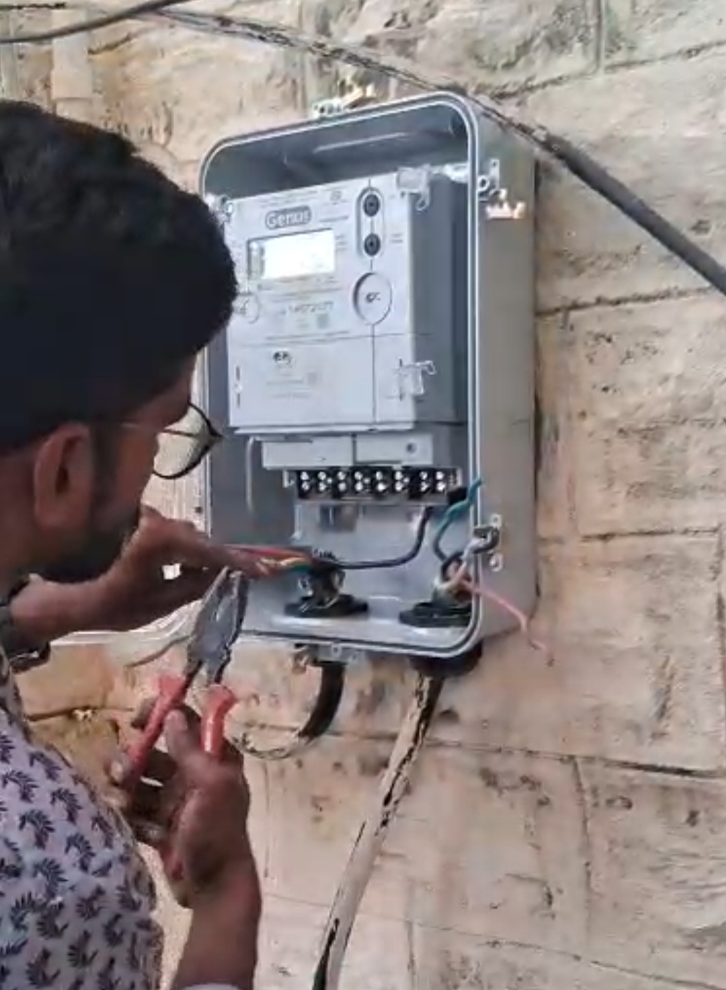 चित्तौड़गढ़ में स्मार्ट मीटर लगाने का कार्य जारी। चित्तौड़गढ़ में स्मार्ट मीटर लगाने का कार्य जारी।
