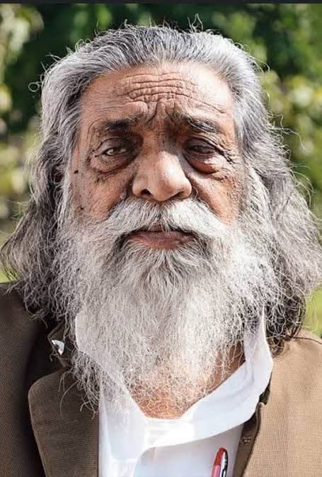 गुरुजी की फाइल फोटो