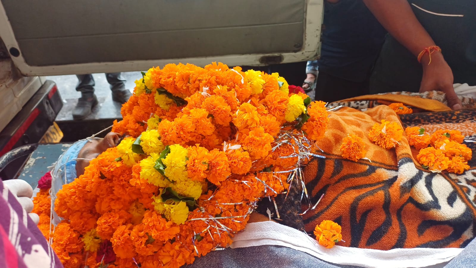 तीन को मिली नई जिंदगी..ग्रीन कॉरीडोर से भेजे गए हार्ट, किडनी और लिवर