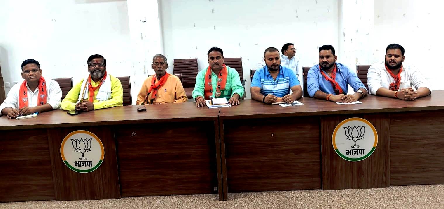 तिरंगा यात्रा के माध्यम से घर-घर पहुंचेगी तिरंगे की शौर्य गाथा तिरंगा यात्रा के माध्यम से घर-घर पहुंचेगी तिरंगे की शौर्य गाथा