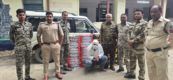 मुरैना: लग्जरी वाहन से अवैध शराब की तस्करी करते हुये तीन युवक गिरफ्तार