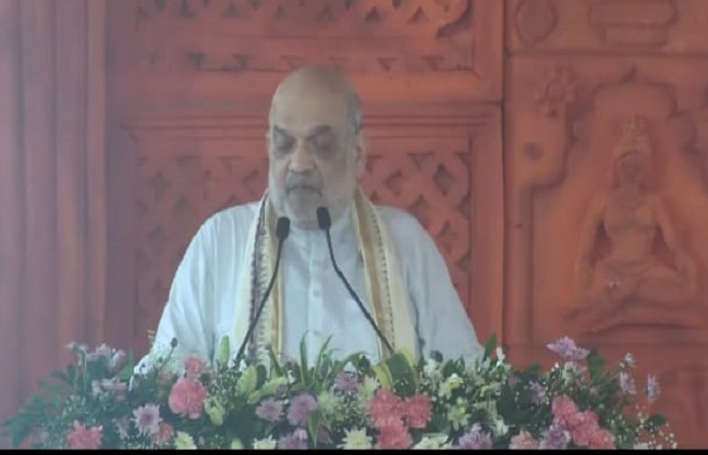 केंद्रीय गृहमंत्री सम्बोधित करते हुए पुनौराधाम सीतामढ़ी बिहार में