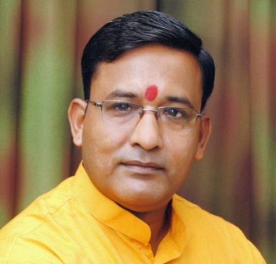 श्री हरि ज्योतिष संस्थान लाइनपार के संचालक ज्योतिषाचार्य पंडित सुरेंद्र कुमार शर्मा श्री हरि ज्योतिष संस्थान लाइनपार के संचालक ज्योतिषाचार्य पंडित सुरेंद्र कुमार शर्मा