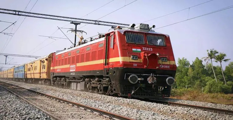 ट्रेन की चपेट में आने से मां-बेटी की मौत: रेलवे ट्रैक पार करते समय ट्रेन से टकराने से हुआ था हादसा ट्रेन की चपेट में आने से मां-बेटी की मौत: रेलवे ट्रैक पार करते समय ट्रेन से टकराने से हुआ था हादसा