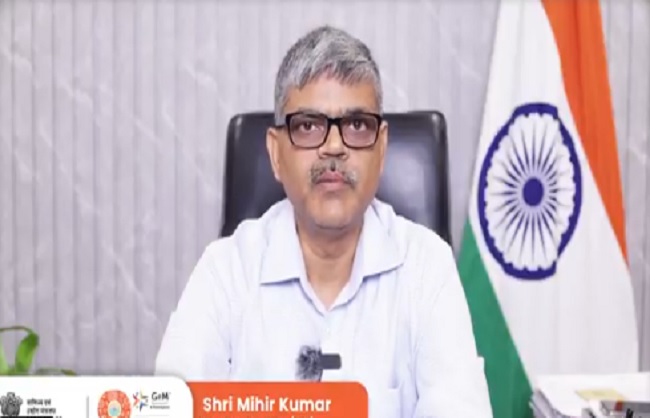 स्थापना दिवस पर संबोधित करते गवर्नमेंट ई-मार्केटप्लेस के सीईओ मिहिर कुमार