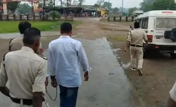 पन्‍ना : महिला की मौत का जिम्मेदार झोलाछाप डॉक्टर यूपी से गिरफ्तार