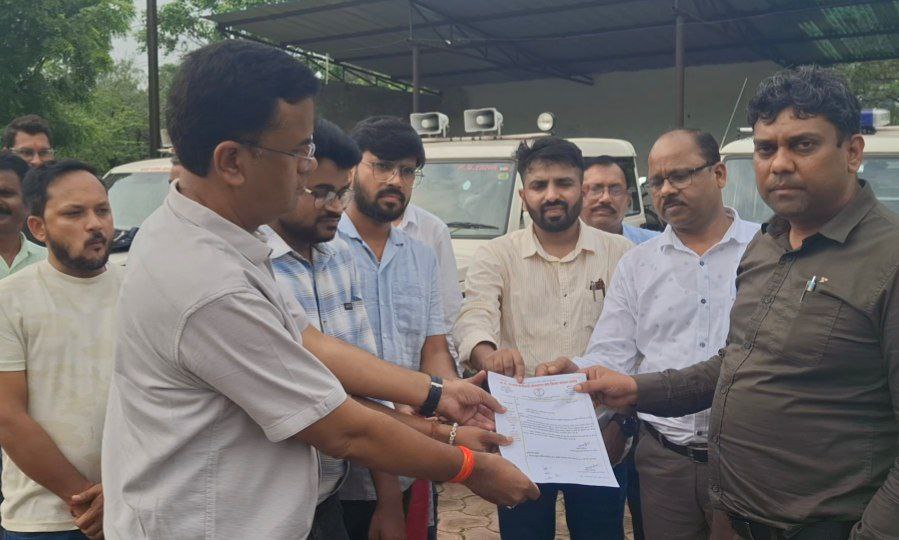 दमोह-तसीलदार,नायब तहसीलदार कार्य विरक्त,न्यायिक,गैर न्यायिक व्यवस्था का विरोध