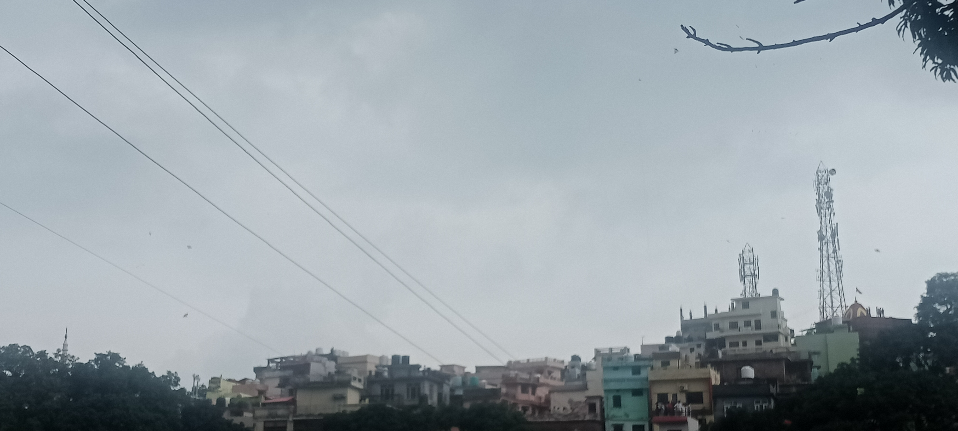 नाहन में रक्षाबंधन पर होती है पतंगबाजी ,रियासतकालीन परम्परा आज भी कायम नाहन में रक्षाबंधन पर होती है पतंगबाजी ,रियासतकालीन परम्परा आज भी कायम