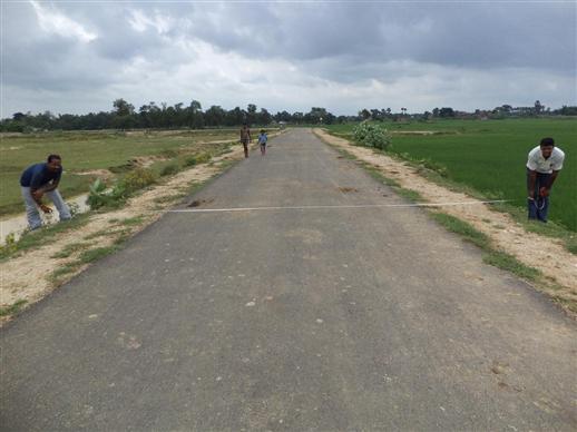 बिहार की ग्रामीणों सड़कों की फोटो