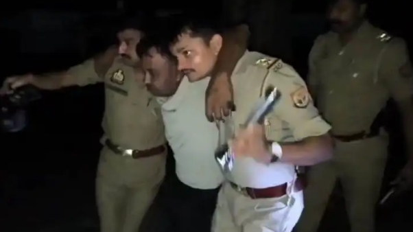 गोली लगने के बाद गिरफ्त में बदमाश