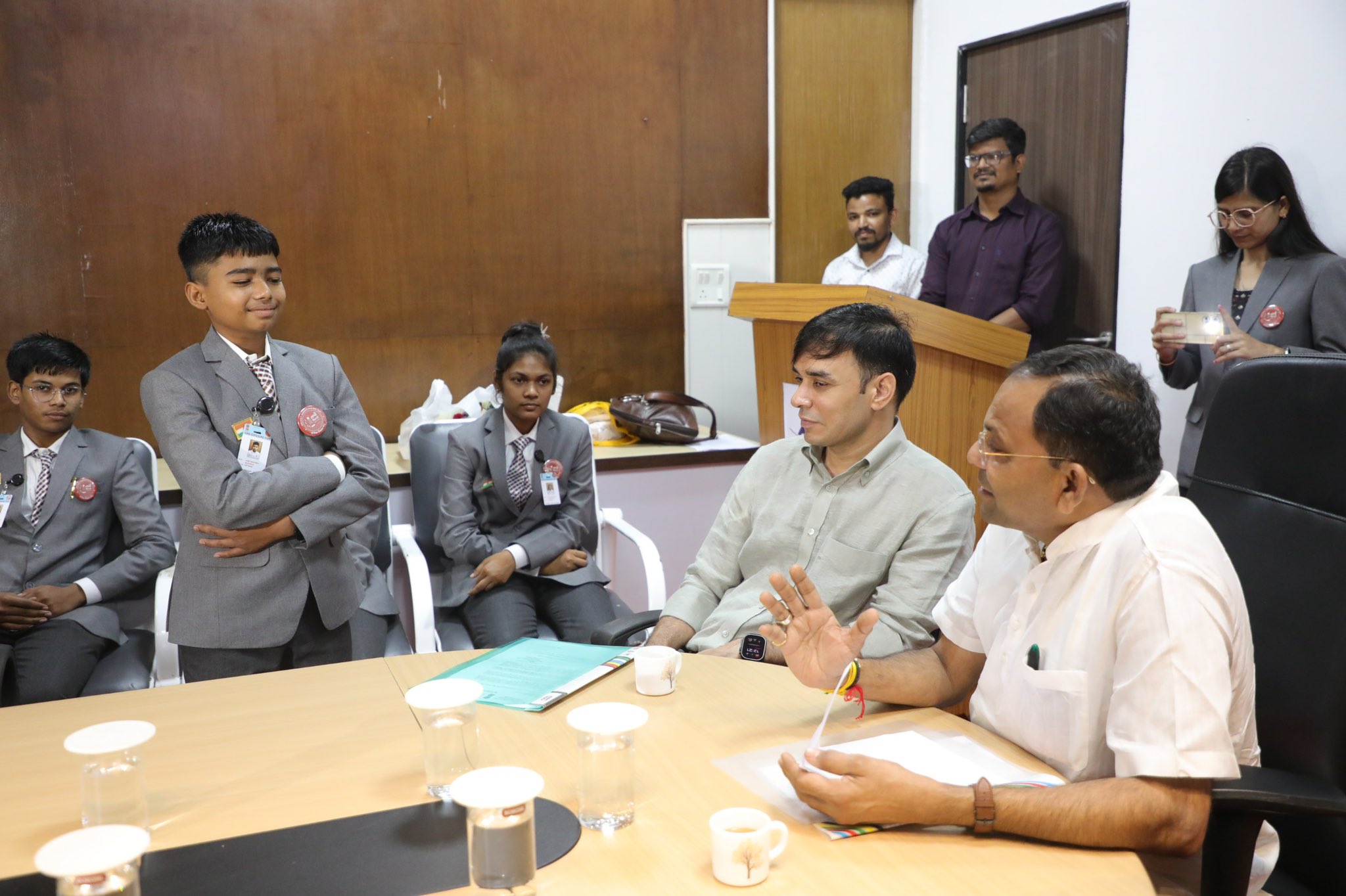 इसरो के श्रीहरिकोटा स्थित सैटेलाइट लॉन्चिंग सेंटर के शैक्षणिक दौरे पर