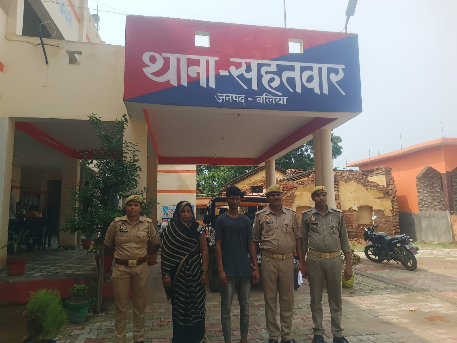 युवक की हत्या में आरोपित पत्नी व प्रेमी पुलिस के हत्थे चढ़े