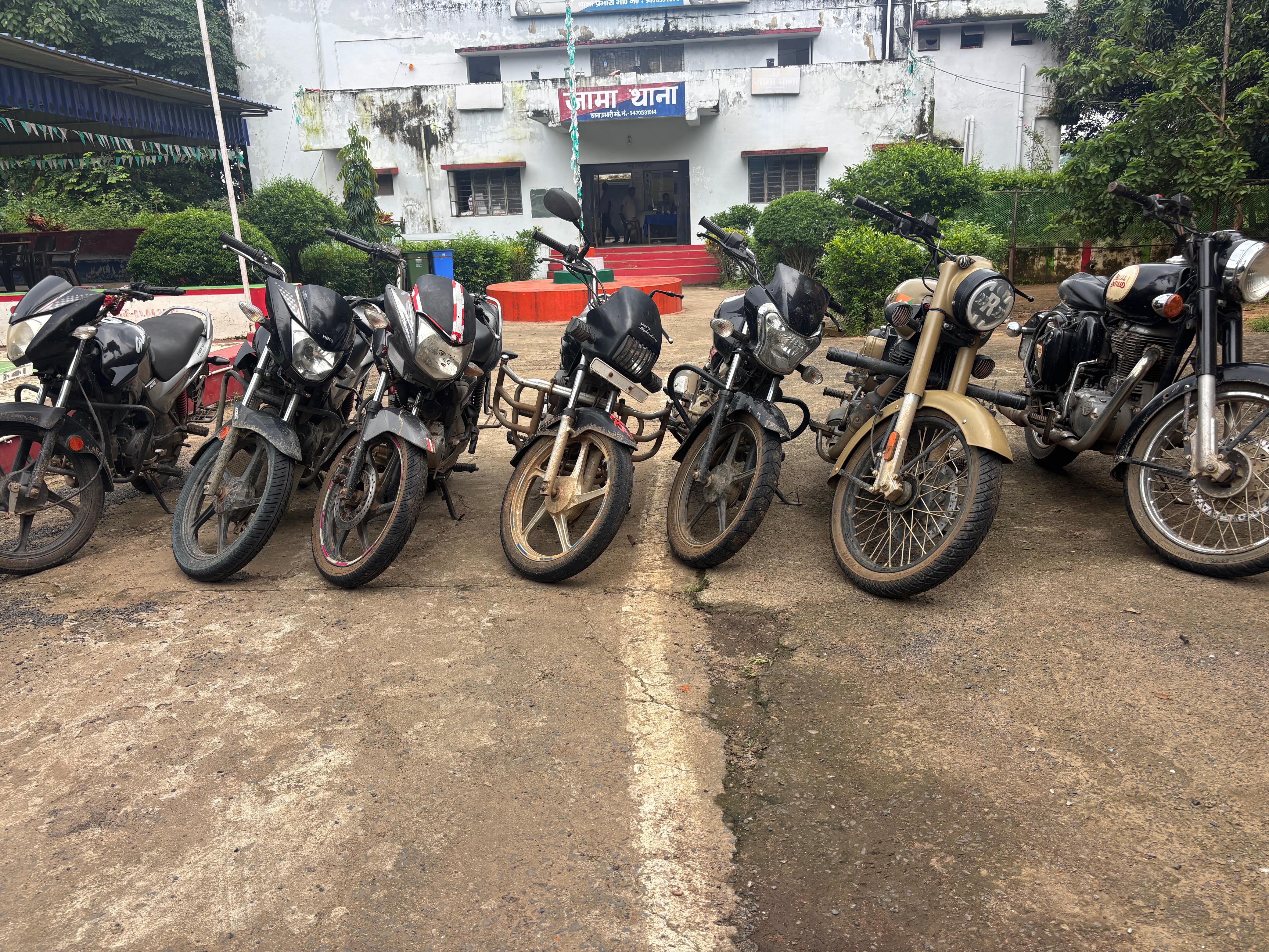 बरामद बाईक