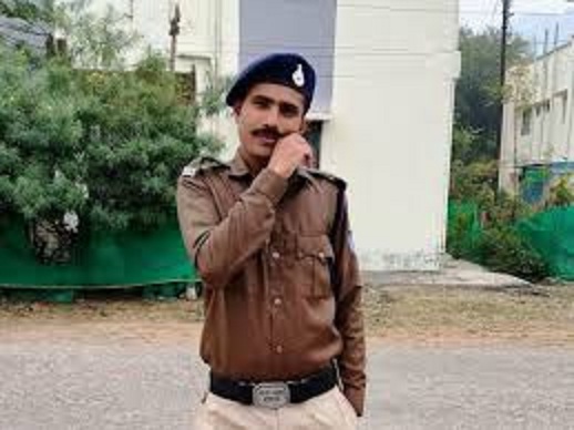 आरक्षक ने सरकारी क्वार्टर में फांसी लगाकर किया सुसाइड
