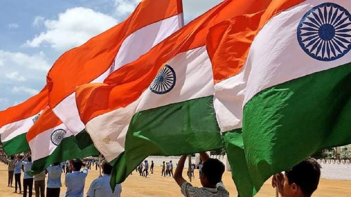 तिरंगा के साथ परेड के रिहर्सल