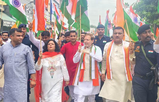 सोनीपत: तिरंगा यात्रा में मंत्री डा. अरविंद शर्मा, डॉ रीटा शर्मा बिजेन्द्र मलिक,  योगेश्वर दत्त, प्रदीप सांगवान