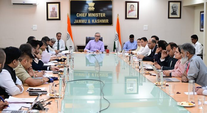 मुख्यमंत्री ने असुरक्षित खाद्य पदार्थों का भंडारण या बिक्री करने वालों के खिलाफ कड़ी दंडात्मक कार्रवाई के दिए निर्देश मुख्यमंत्री ने असुरक्षित खाद्य पदार्थों का भंडारण या बिक्री करने वालों के खिलाफ कड़ी दंडात्मक कार्रवाई के दिए निर्देश