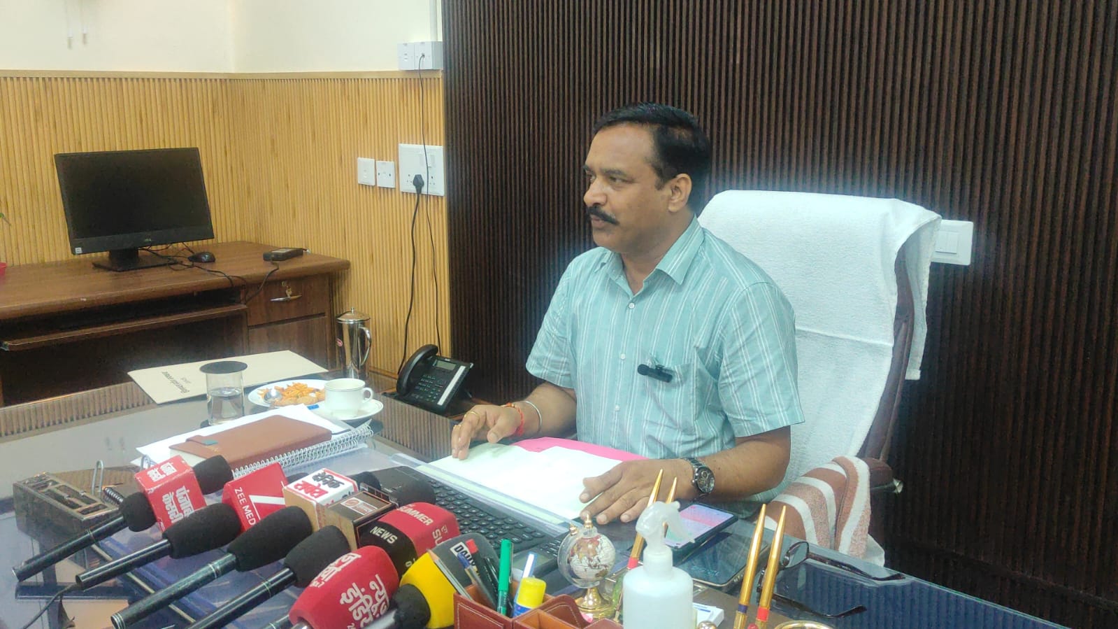 अप्रैल 2021 से अक्तूबर 2022 तक बांटे गए 171.61 करोड़, दो अपात्र लोगों ने लगभग 2 लाख रुपये की धनराशि लौटाई