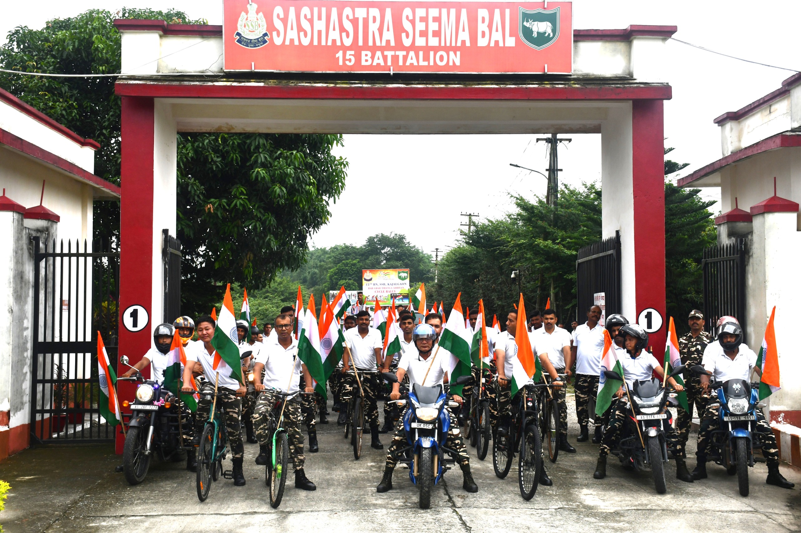 15वीं वाहिनी एस.एस.बी. ने “हर घर तिरंगा अभियान” के अंतर्गत निकाली तिरंगा साईकल रैली ।