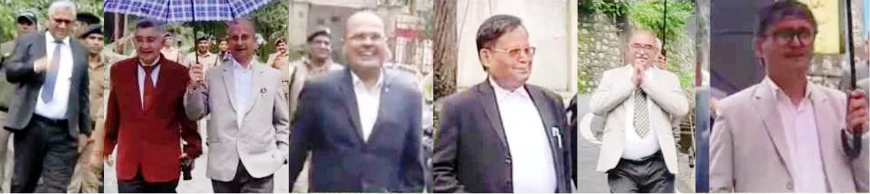 युवा दिवस के अंतर्गत अपने आवासों से पैदल उत्तराखंड उच्च न्यायालय आते न्यायमूर्तिगण।