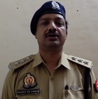 जानकारी देते सीओ मऊरानीपुर
