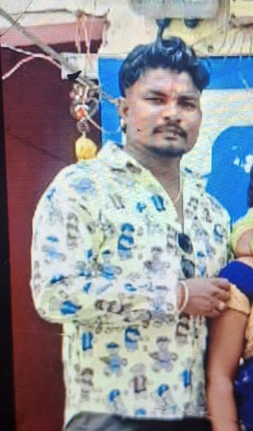 मृतक सुरेश तांडी।