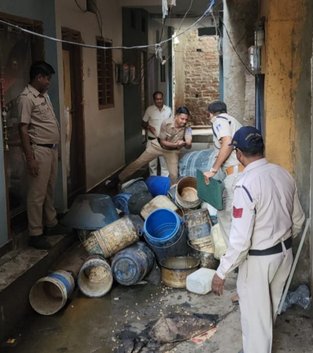 महुआ लहान बरामद महुआ लहान बरामद