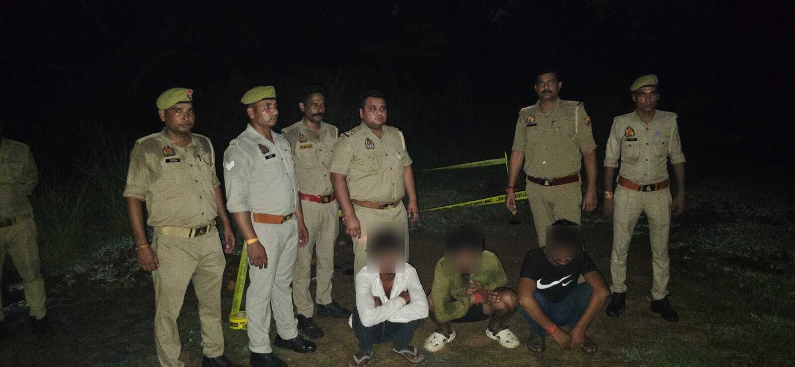 मौके पर मौजूद पुलिस बल